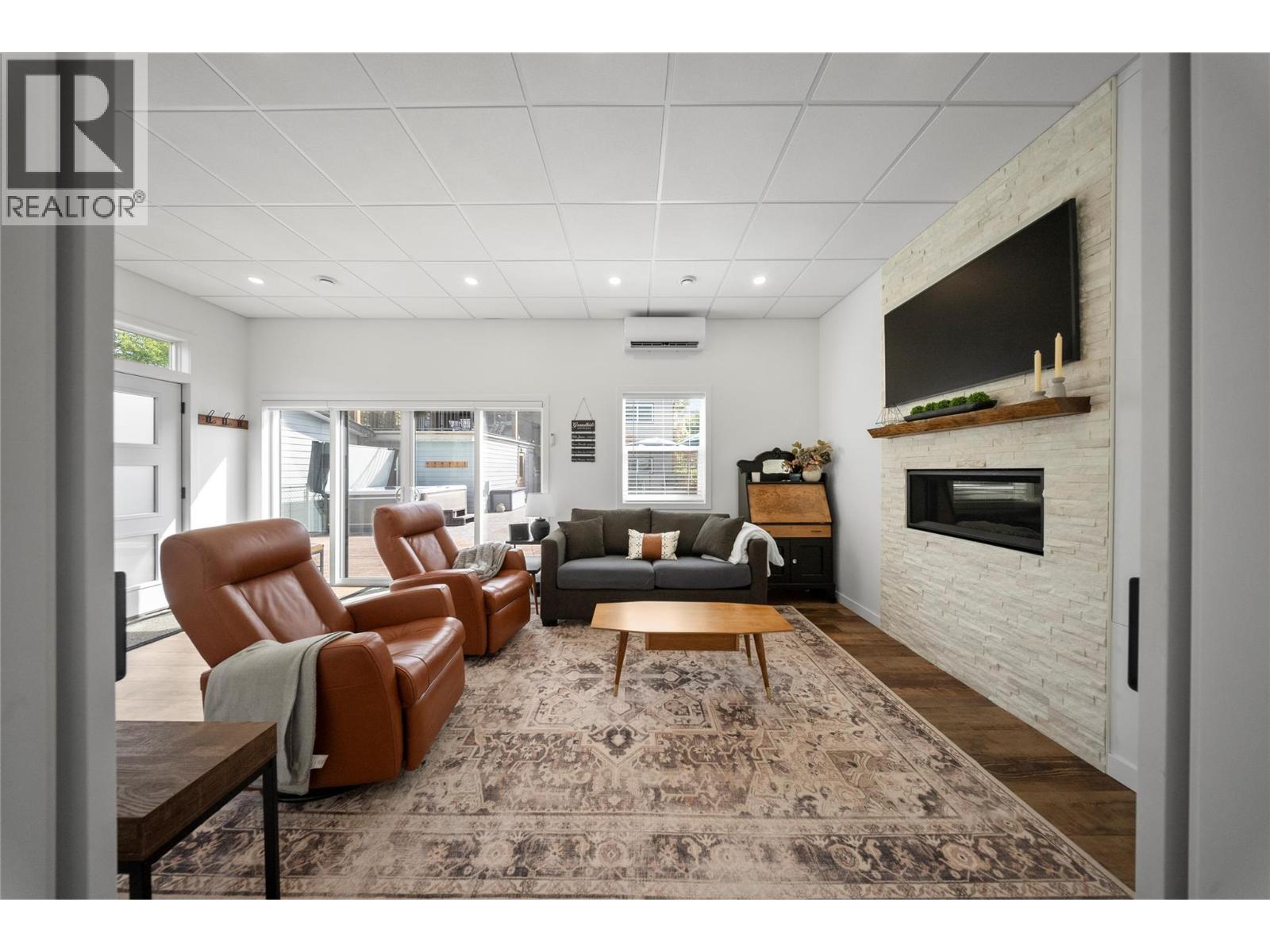  1226 Mountainview Street, Kelowna