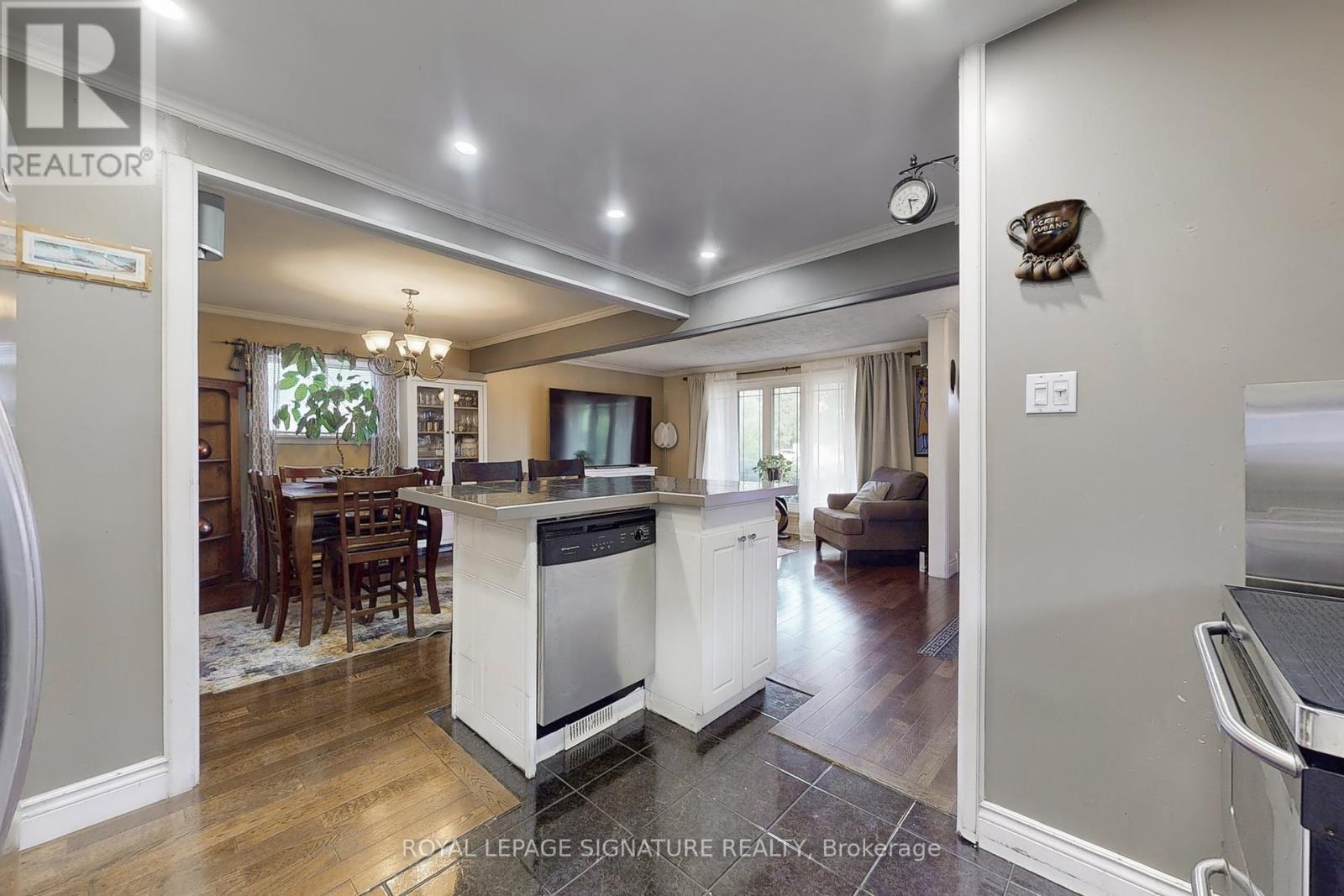 Photo 21 of 11 Bucannan Road, Toronto ON