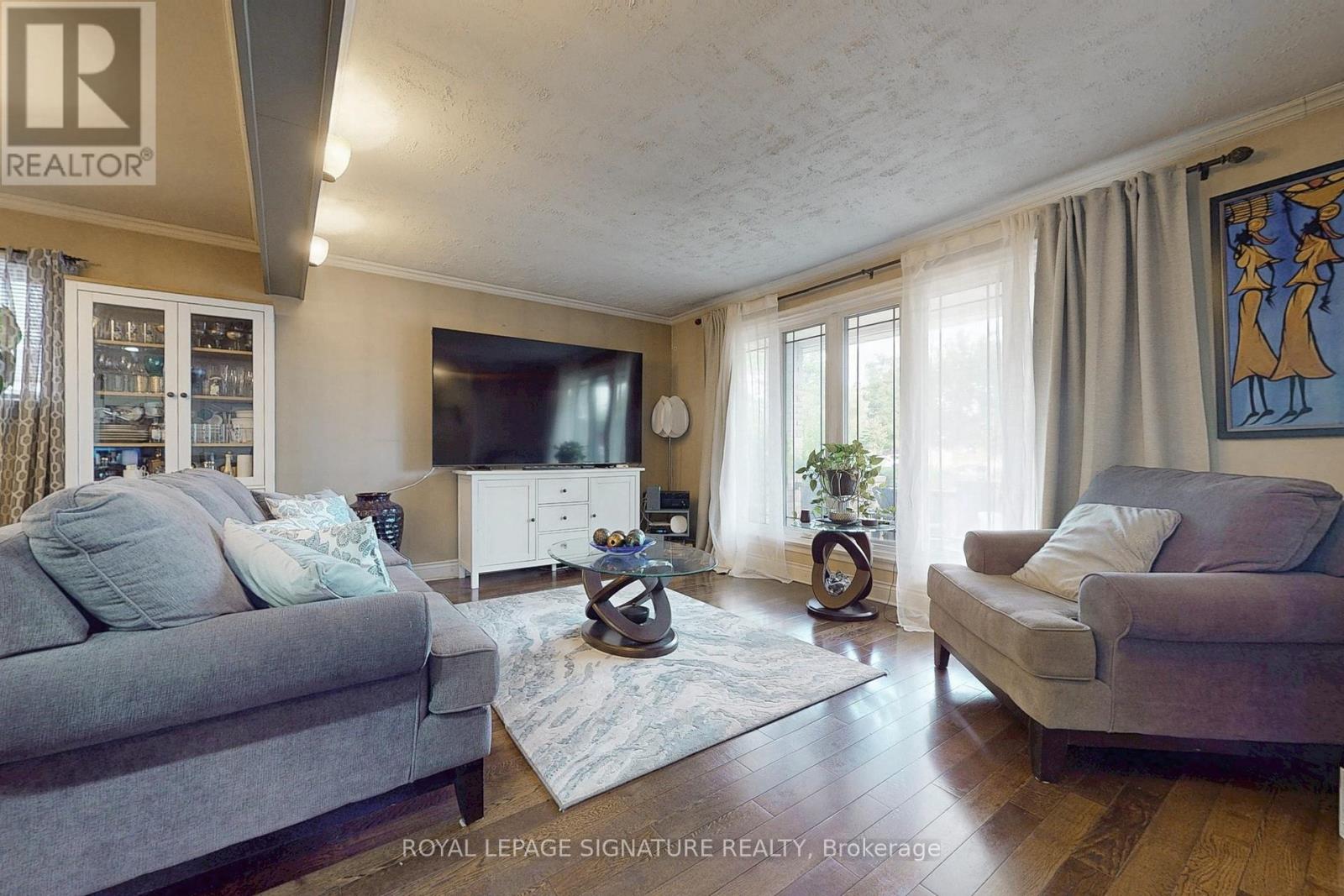 Photo 8 of 11 Bucannan Road, Toronto ON