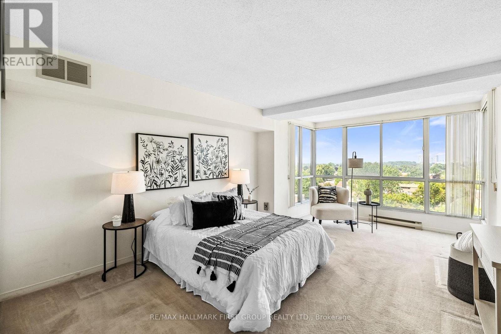 Photo 21 of 701 25 Cumberland Lane, Ajax ON
