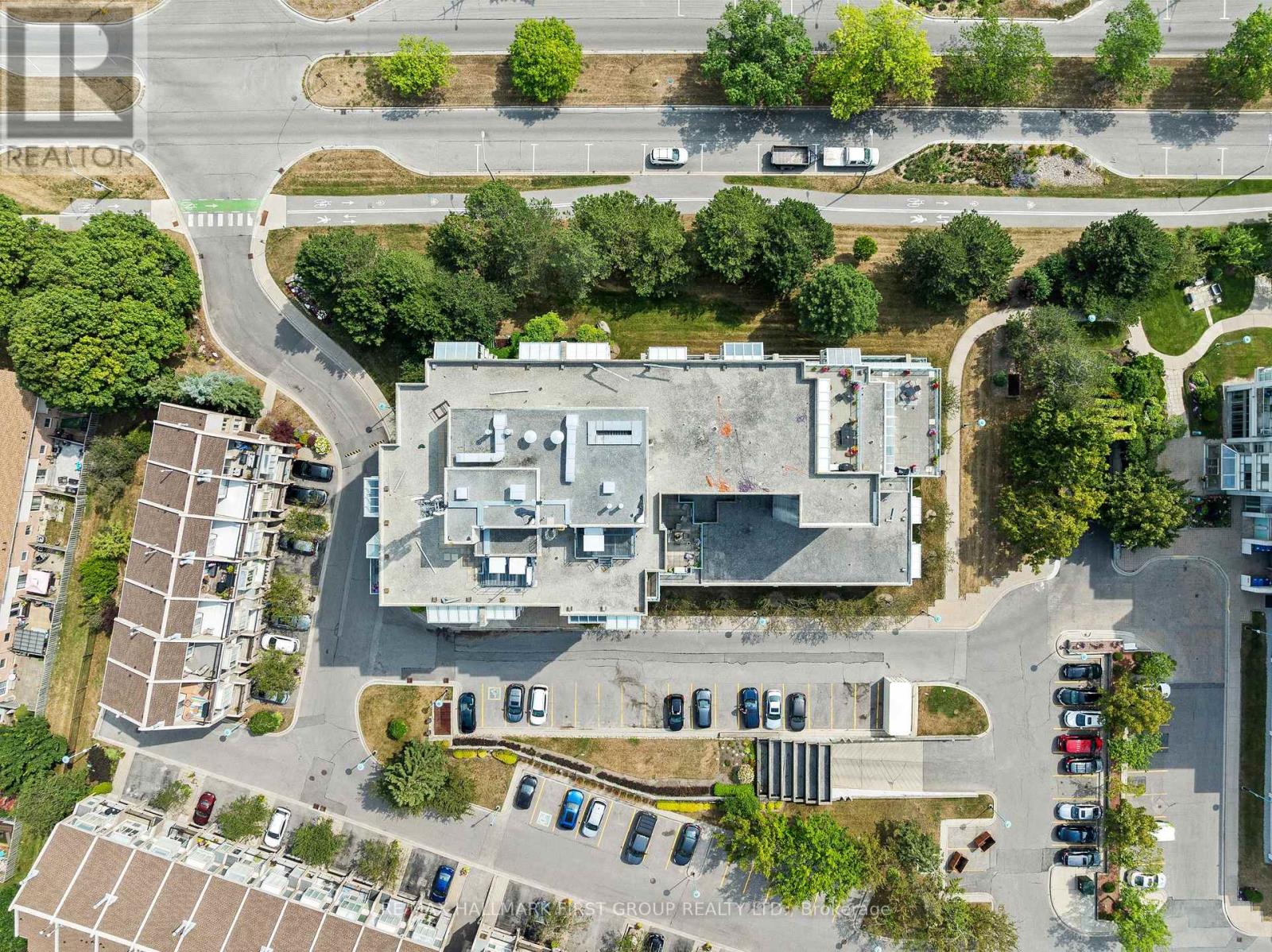 Photo 40 of 701 25 Cumberland Lane, Ajax ON