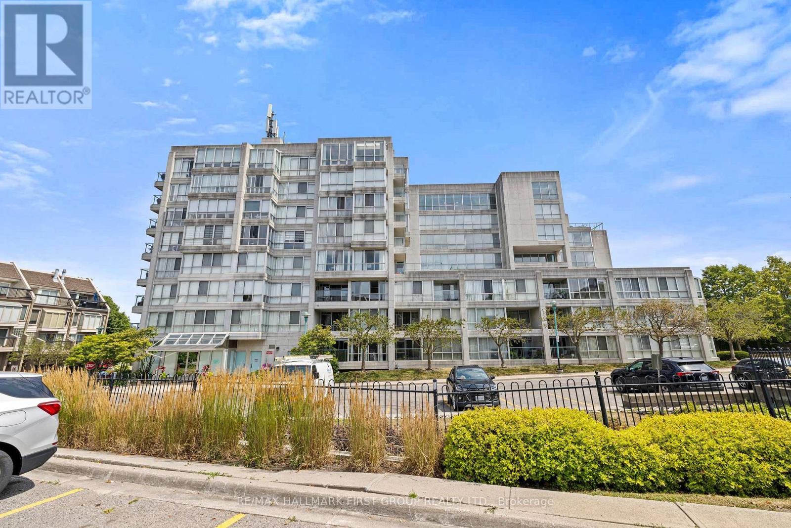 Photo 38 of 701 25 Cumberland Lane, Ajax ON