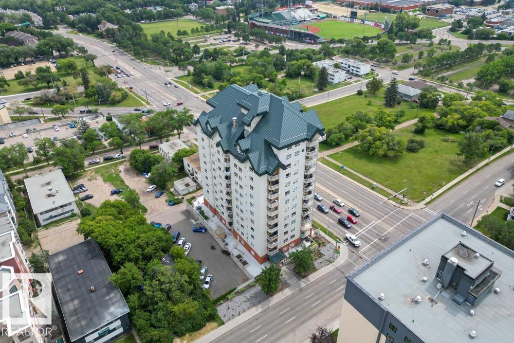 Photo 18 of 802 9707 105 St Nw, Edmonton AB