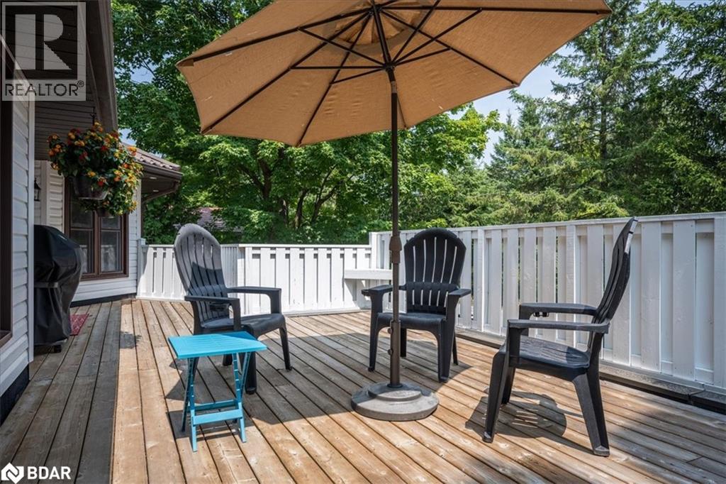 Photo 14 of 2030 Lilac Drive, Innisfil ON