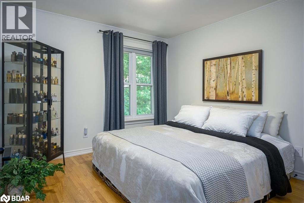 Photo 34 of 2030 Lilac Drive, Innisfil ON