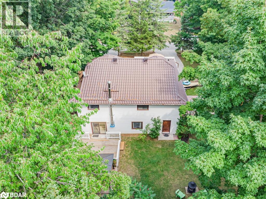Photo 3 of 2030 Lilac Drive, Innisfil ON