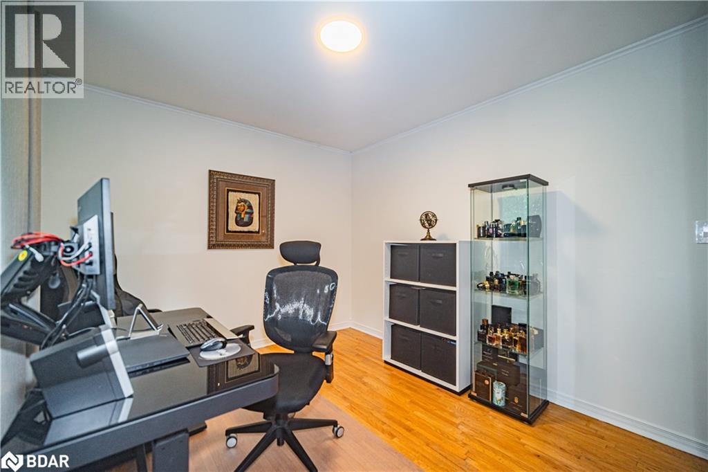 Photo 38 of 2030 Lilac Drive, Innisfil ON
