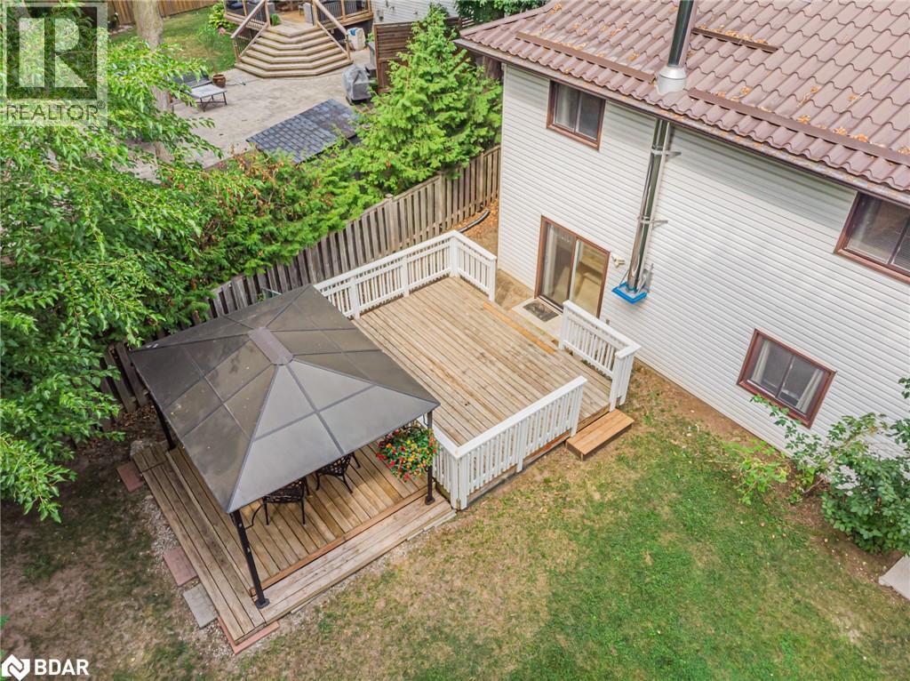 Photo 6 of 2030 Lilac Drive, Innisfil ON
