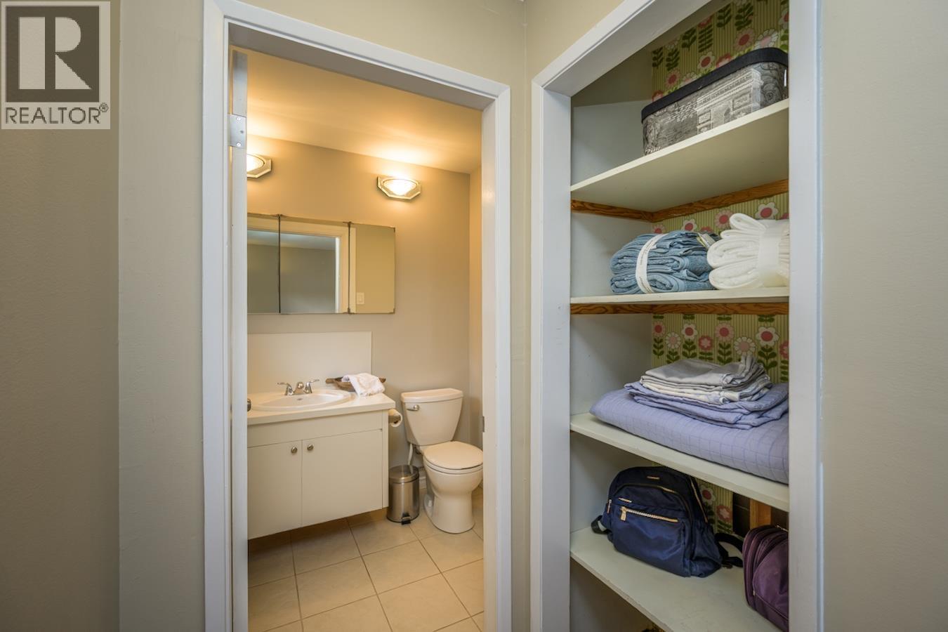 Photo 21 of 5300 York Drive, Prince George BC