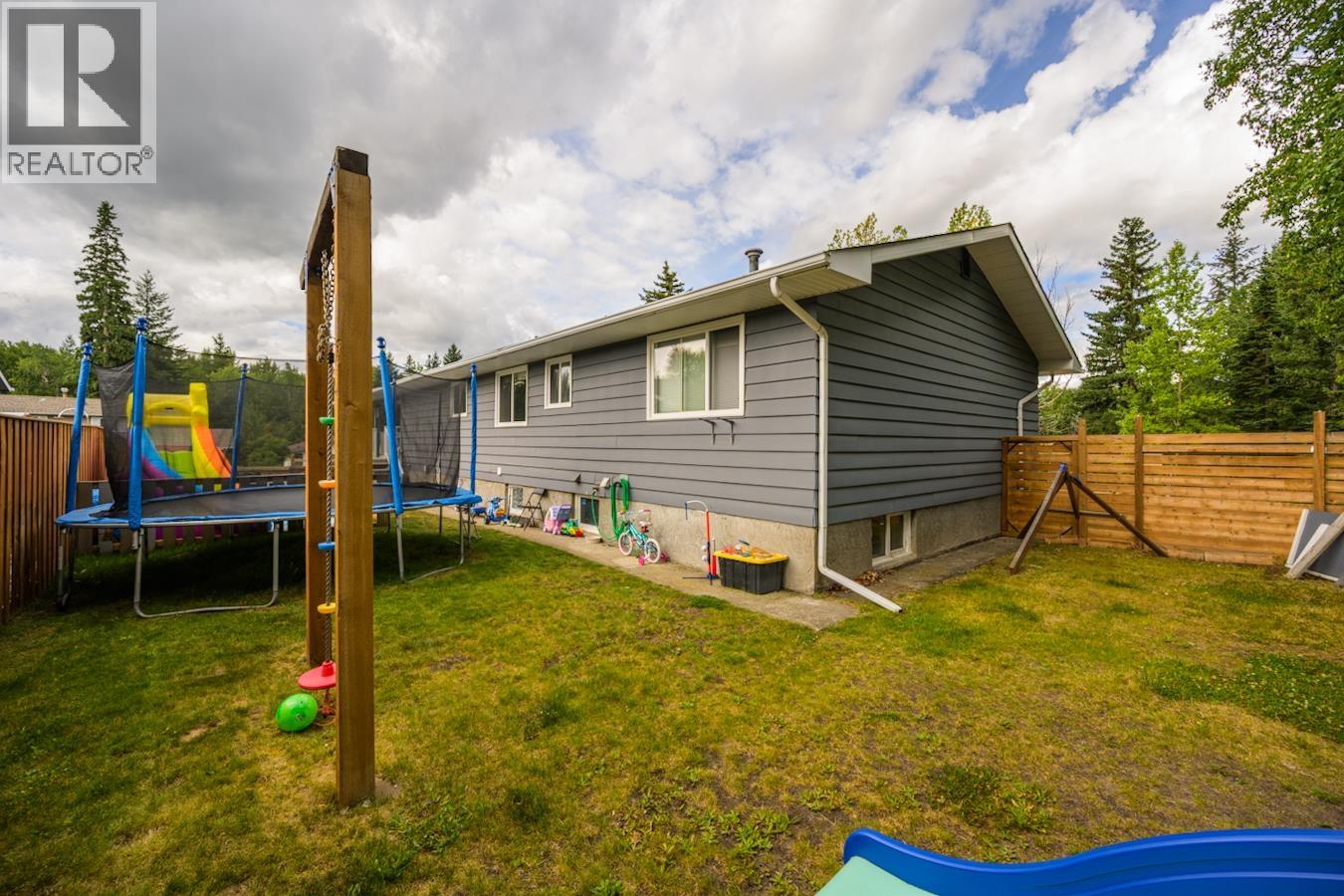 Photo 39 of 5300 York Drive, Prince George BC