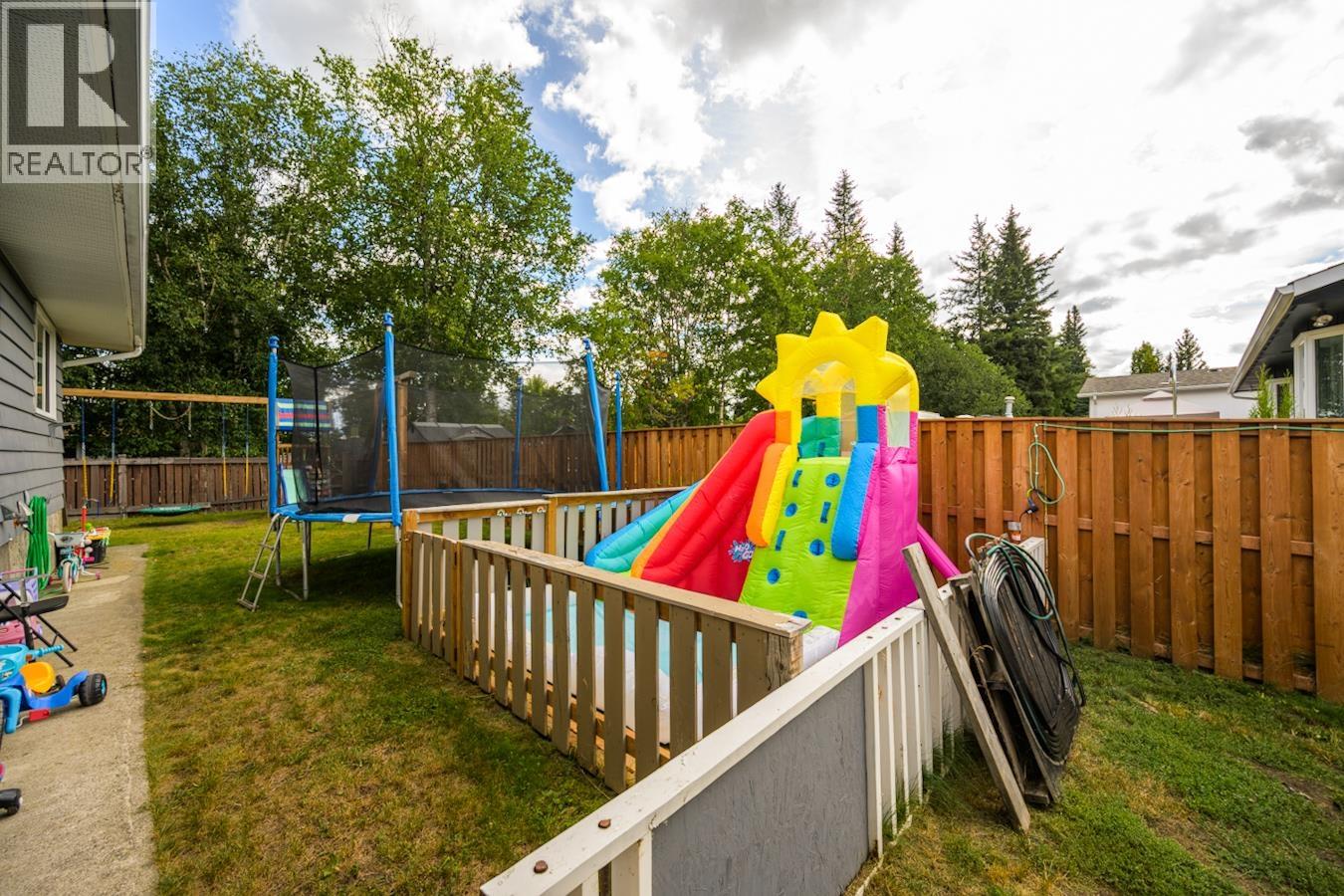 Photo 38 of 5300 York Drive, Prince George BC