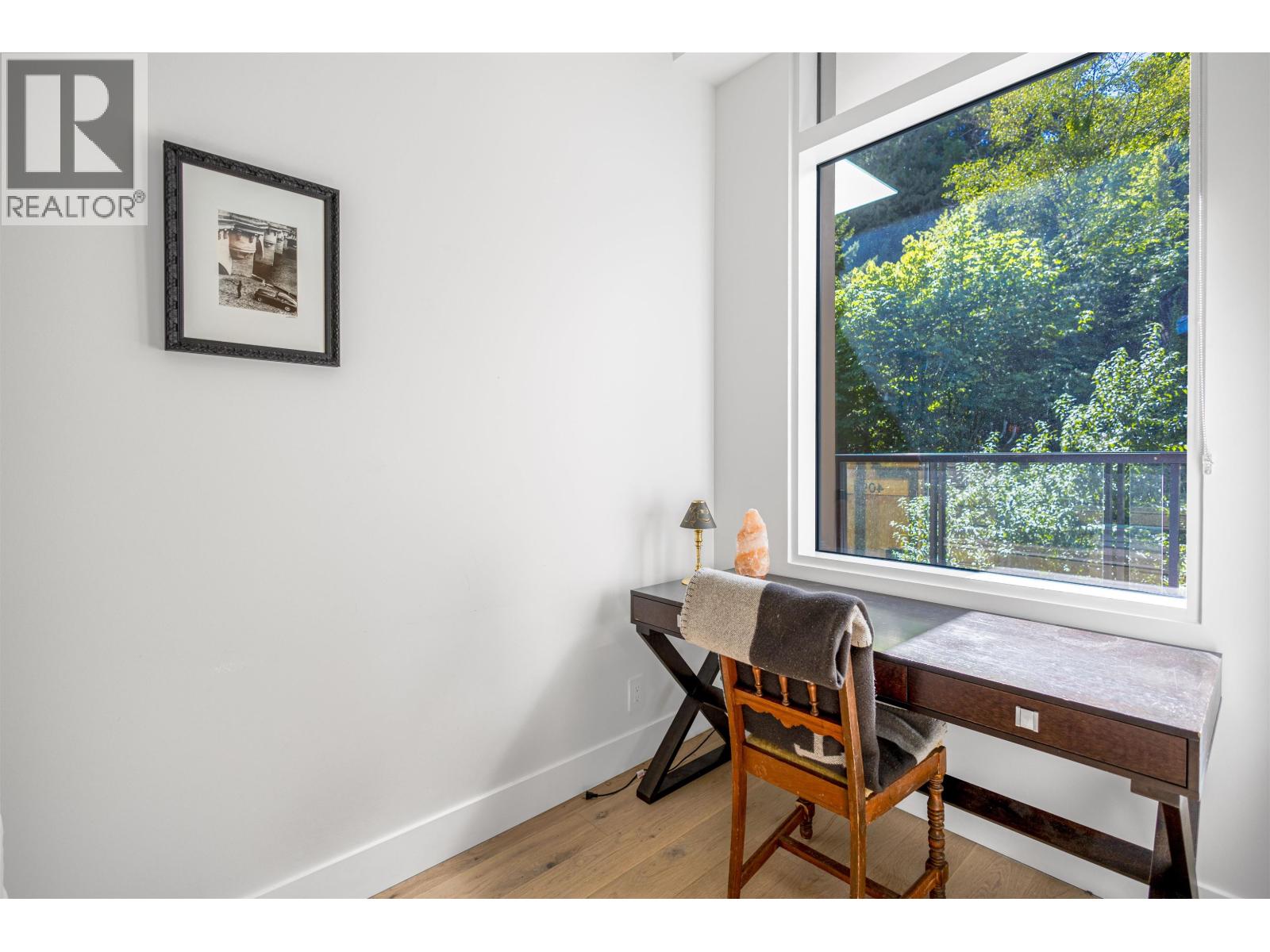 Photo 24 of 408 6687 Nelson Avenue, West Vancouver BC