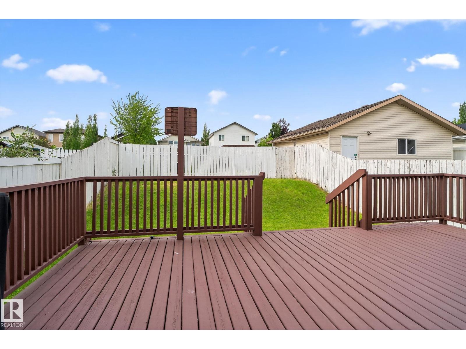 Photo 36 of 1914 37 Ave Nw, Edmonton AB