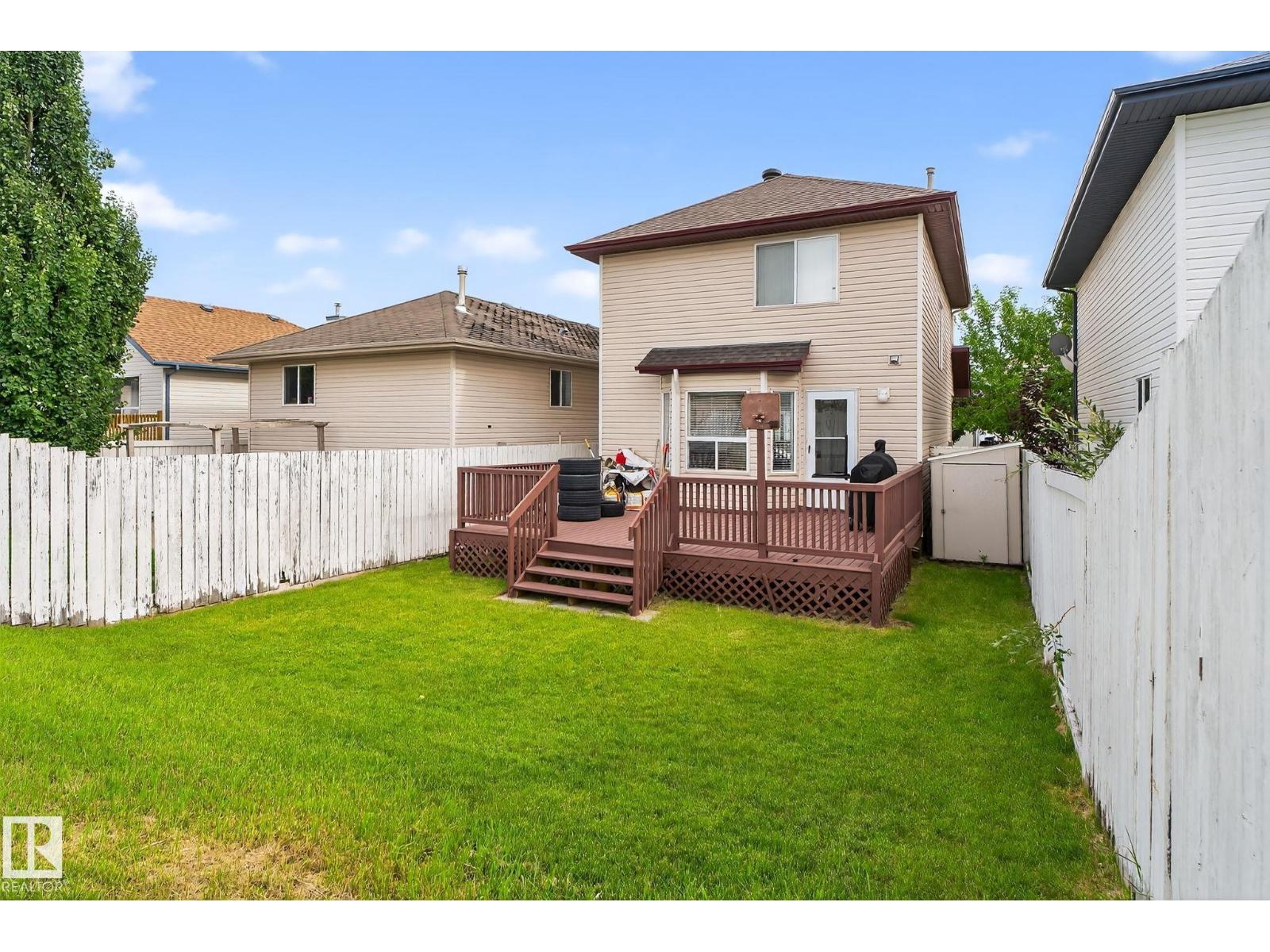 Photo 41 of 1914 37 Ave Nw, Edmonton AB