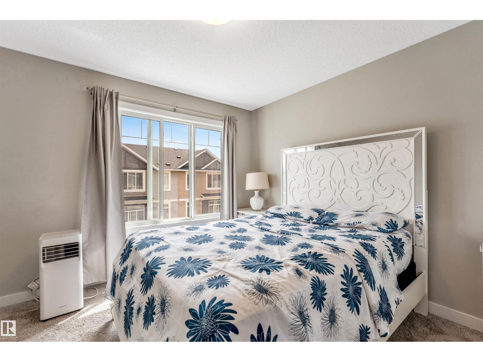 Photo 29 of 57 2215 24 Street Nw, Edmonton AB