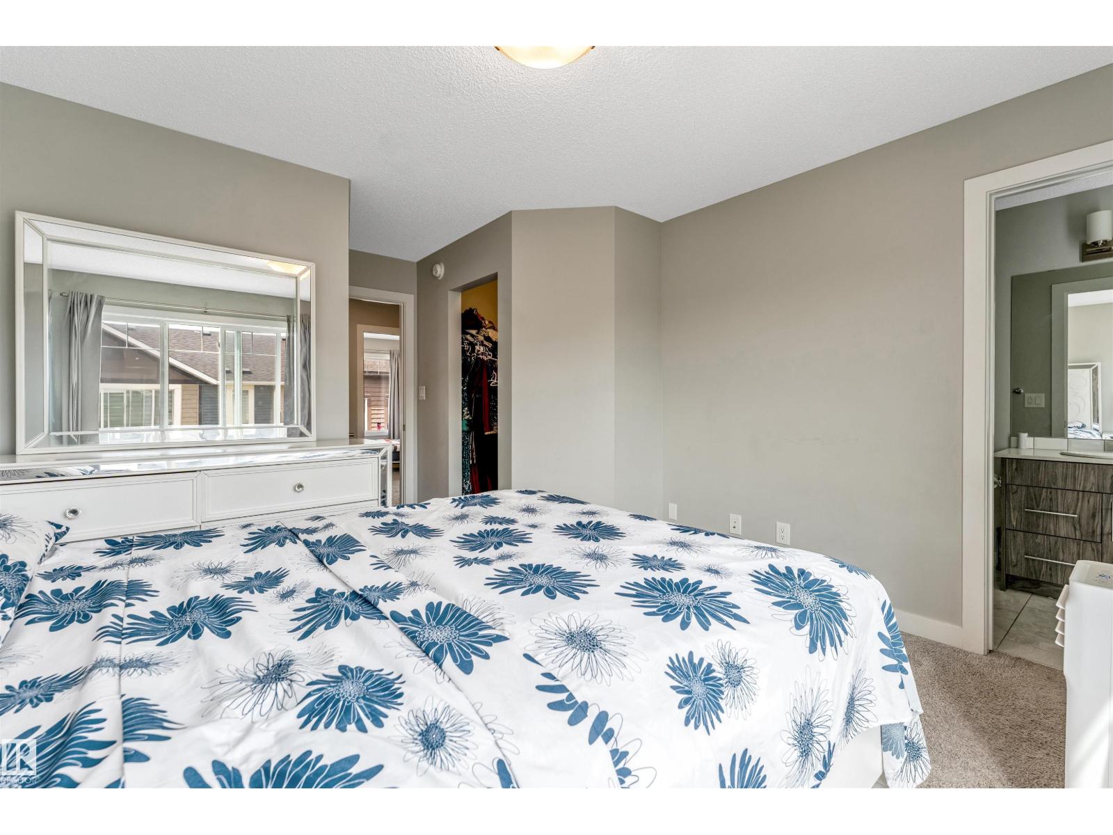 Photo 31 of 57 2215 24 Street Nw, Edmonton AB