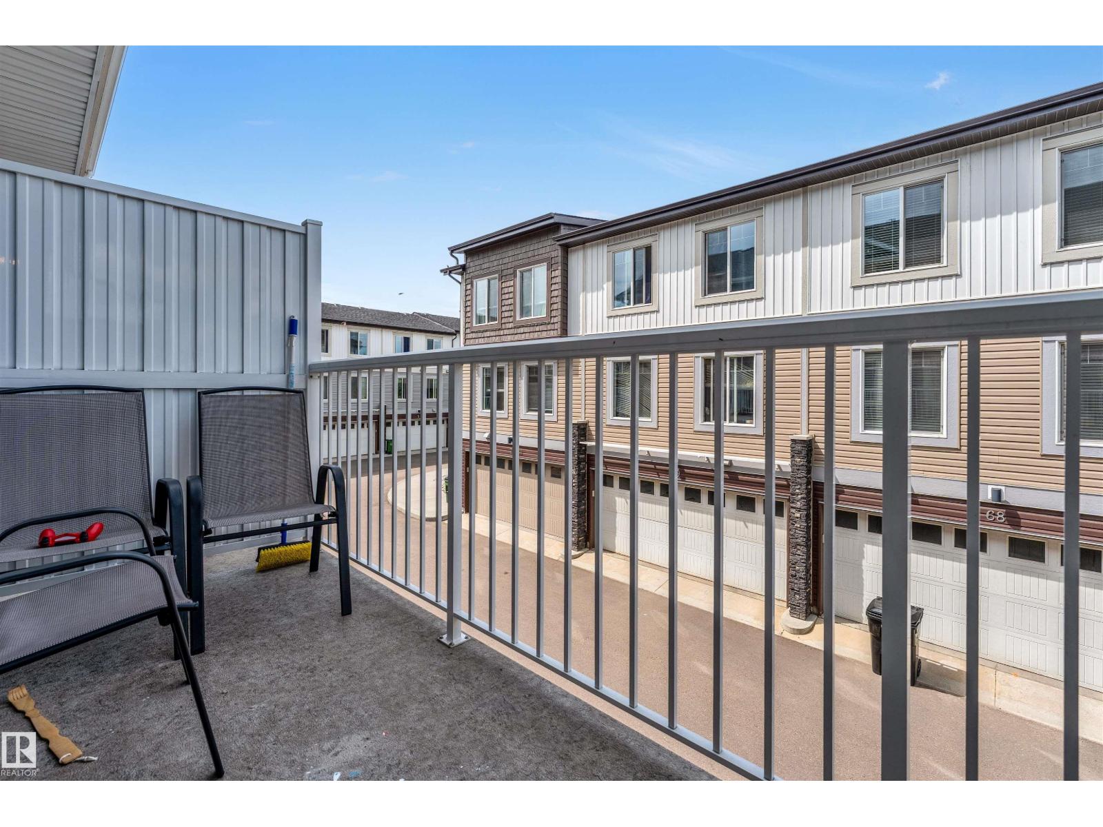 Photo 4 of 57 2215 24 Street Nw, Edmonton AB