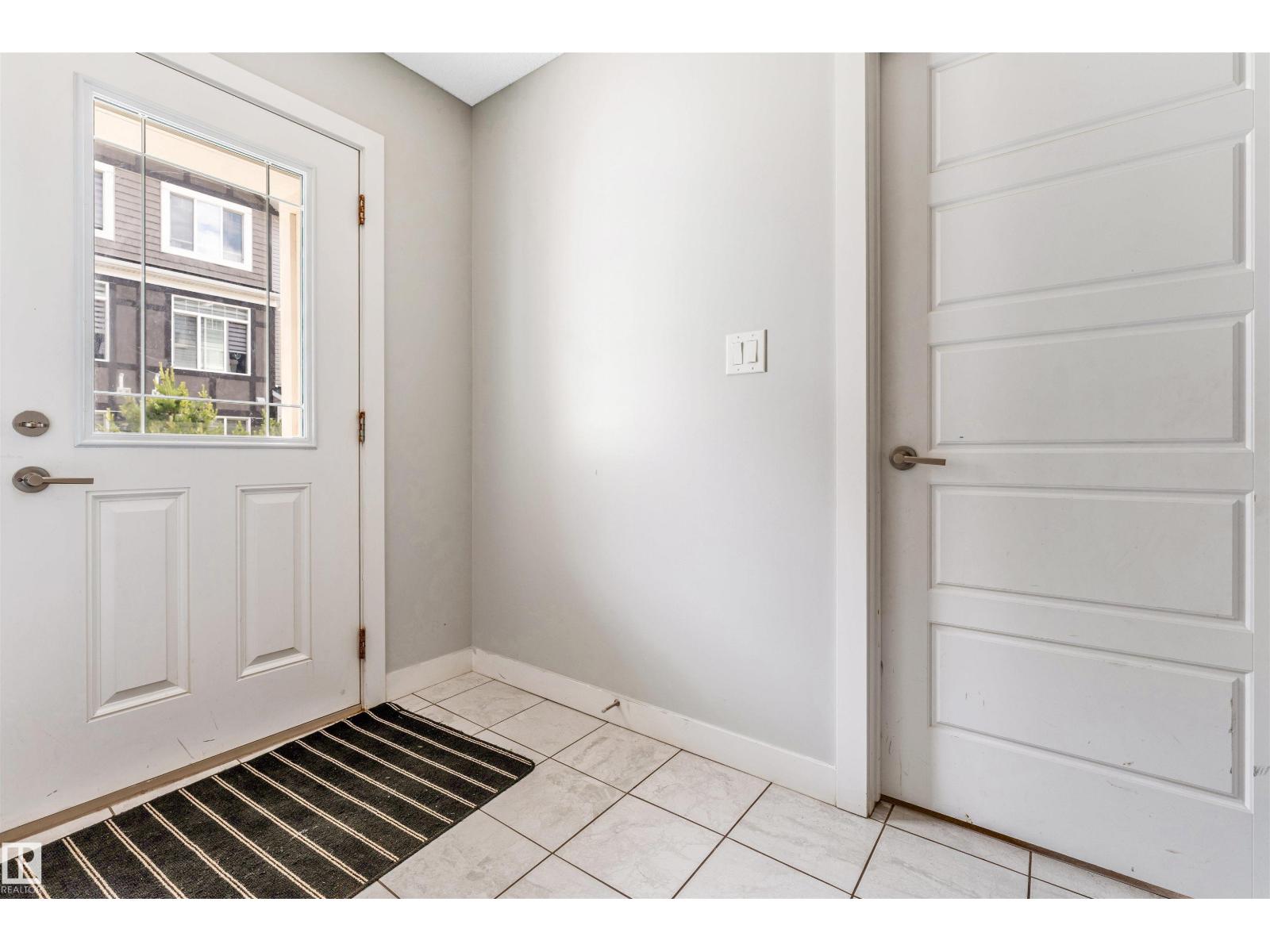 Photo 8 of 57 2215 24 Street Nw, Edmonton AB