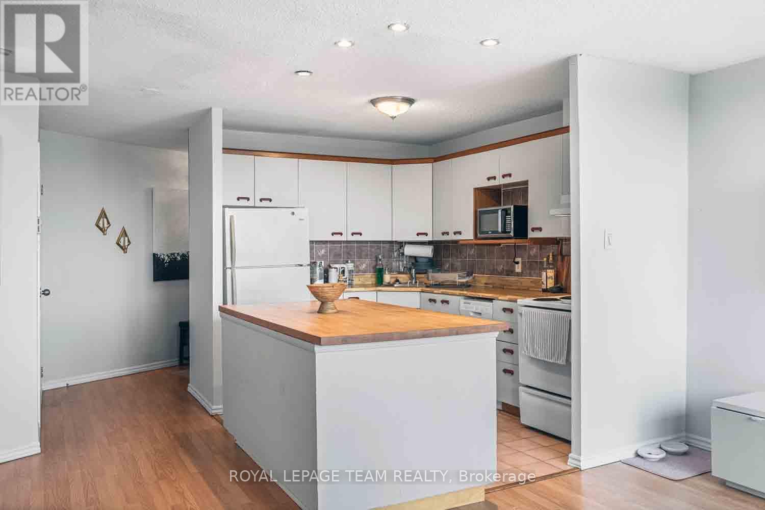 Photo 6 of 2608 900 Dynes Road, Ottawa ON