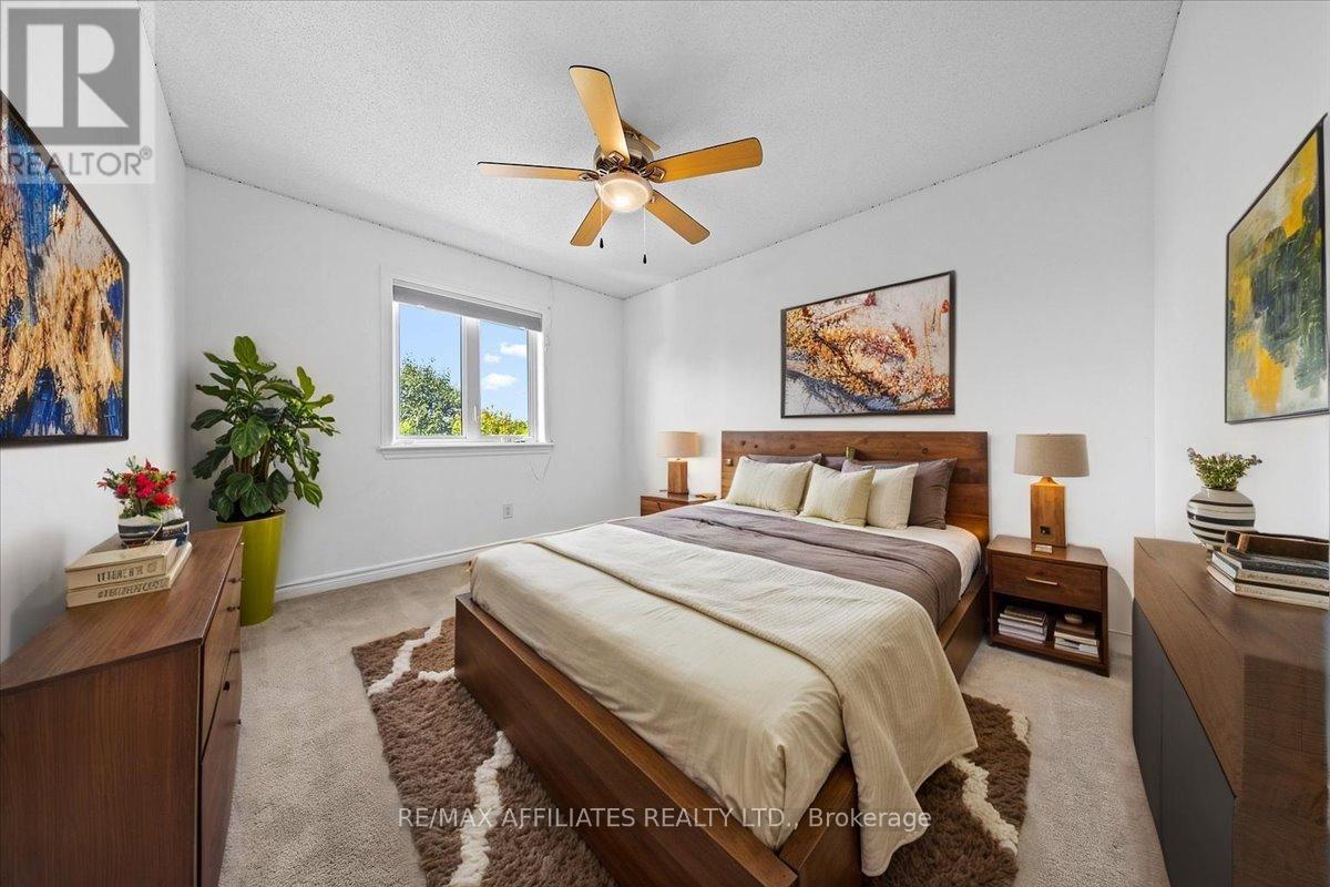 Photo 39 of 628 Everlasting Crescent, Ottawa ON