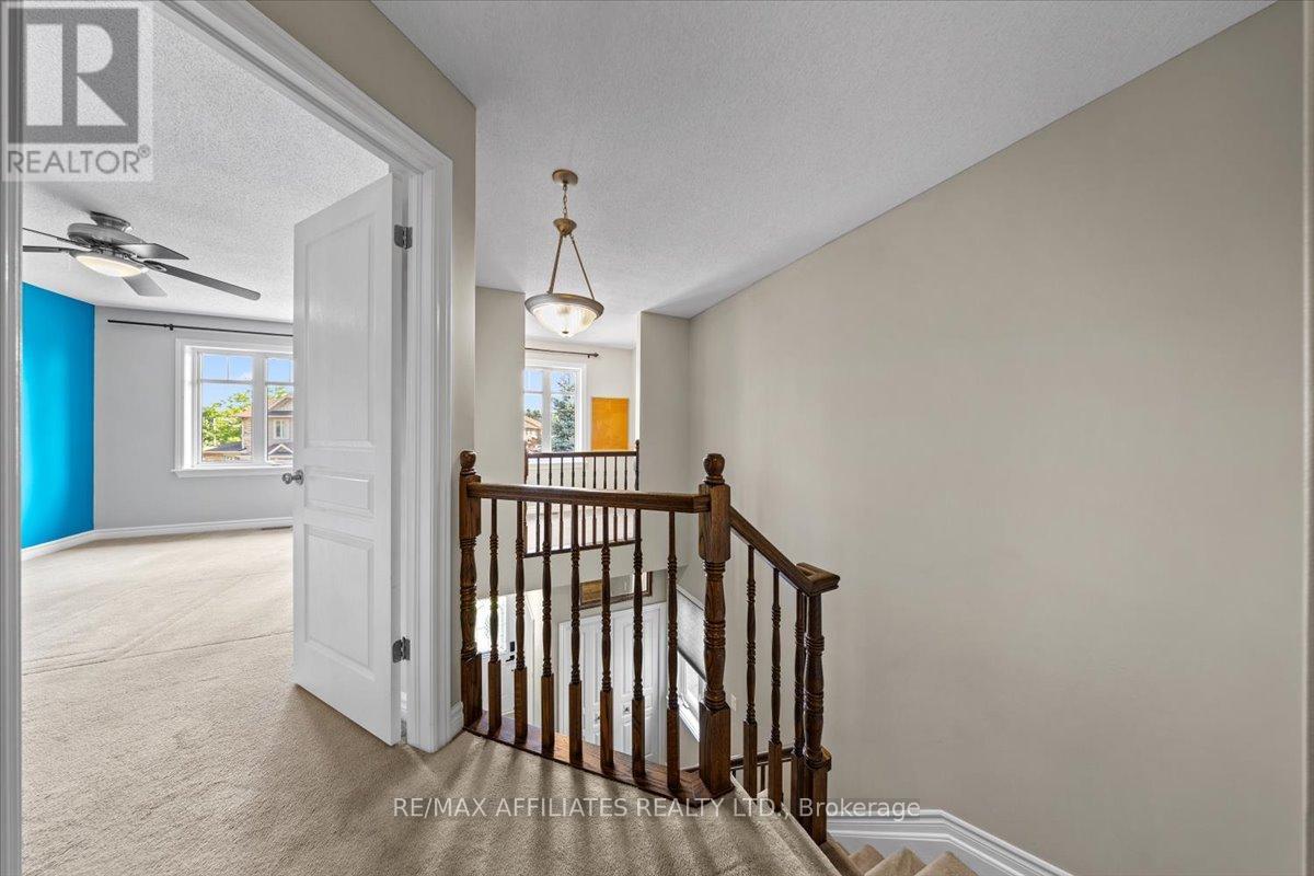 Photo 40 of 628 Everlasting Crescent, Ottawa ON