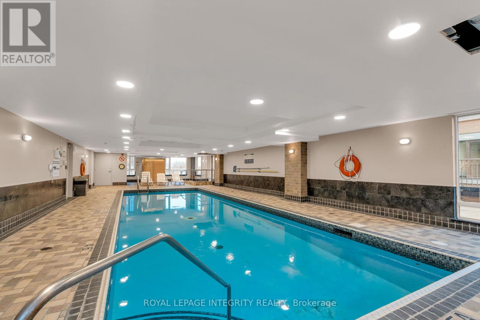 Photo 25 of 309 200 Besserer Street N, Ottawa ON