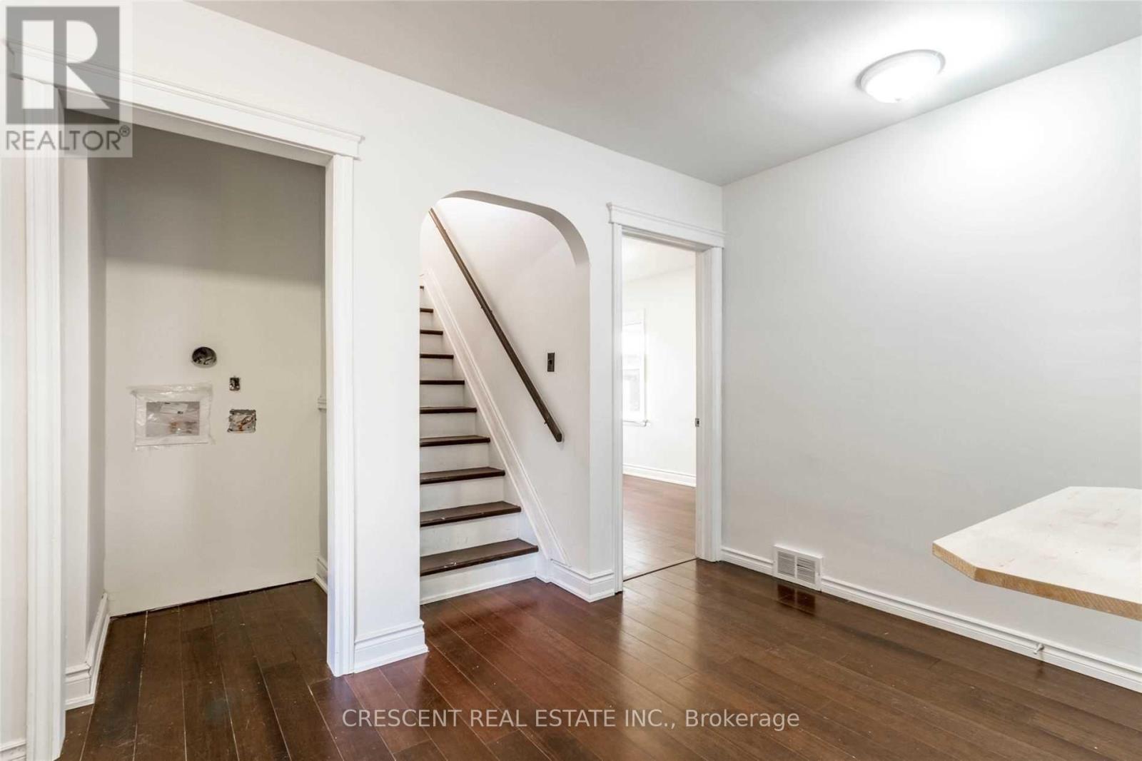 Photo 12 of 261 Barrie Road, Orillia ON