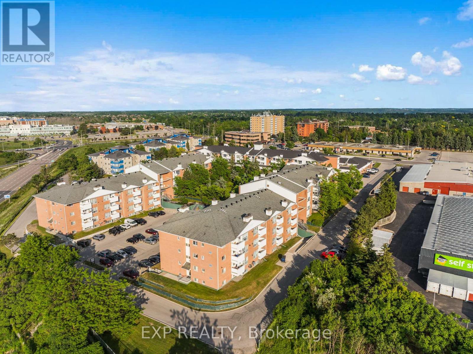 Photo 16 of 201 120 Bell Farm Road, Barrie ON