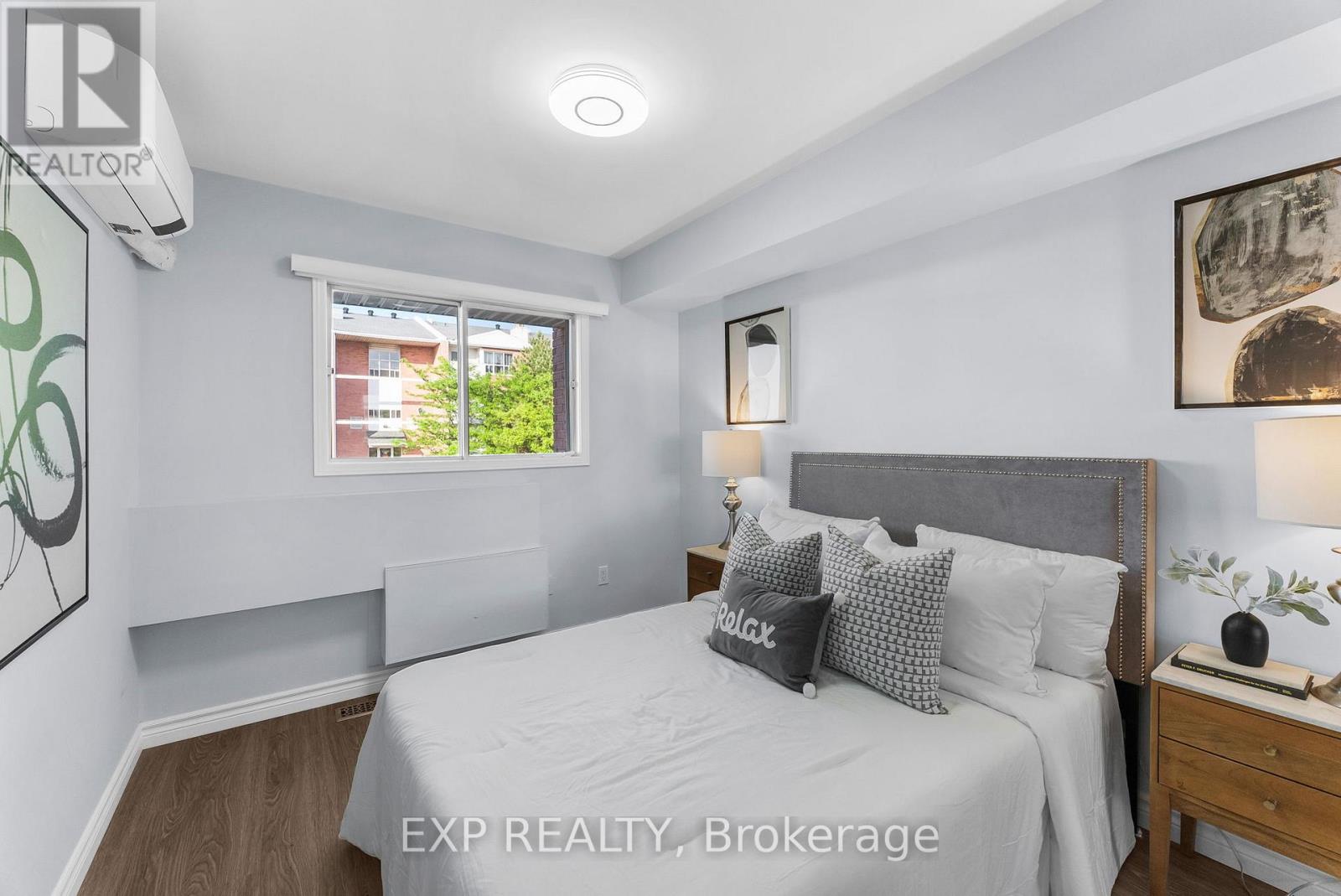 Photo 13 of 201 120 Bell Farm Road, Barrie ON