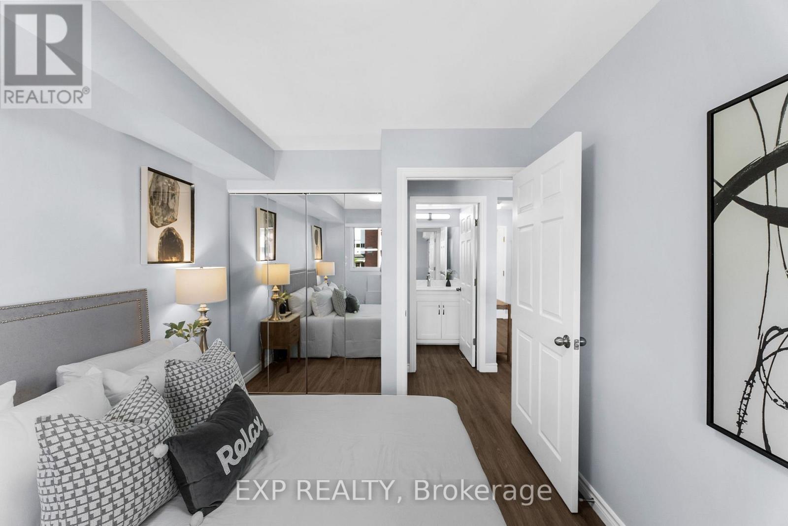Photo 9 of 201 120 Bell Farm Road, Barrie ON