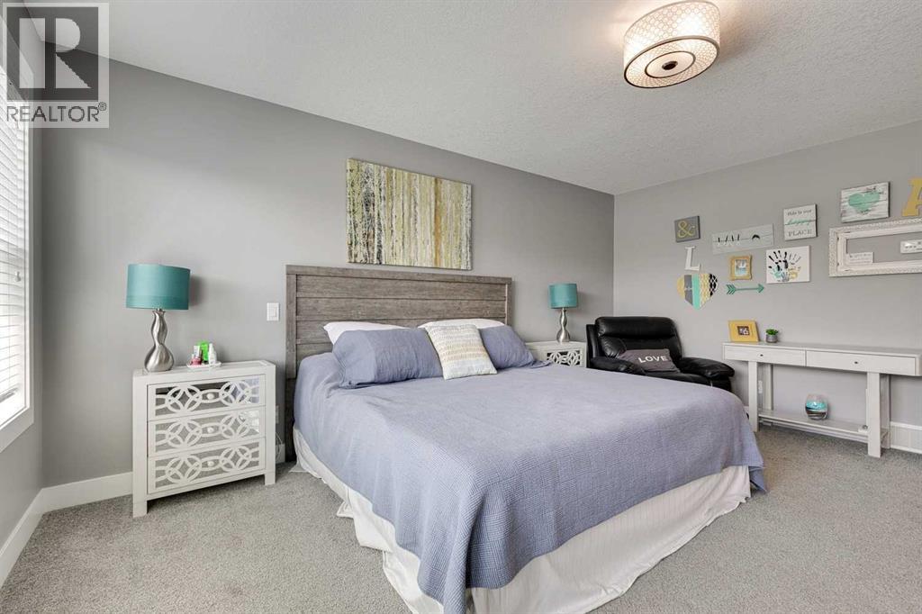 Single Family House for Sale in  Brightoncrest Cove SE New Brighton Calgary 