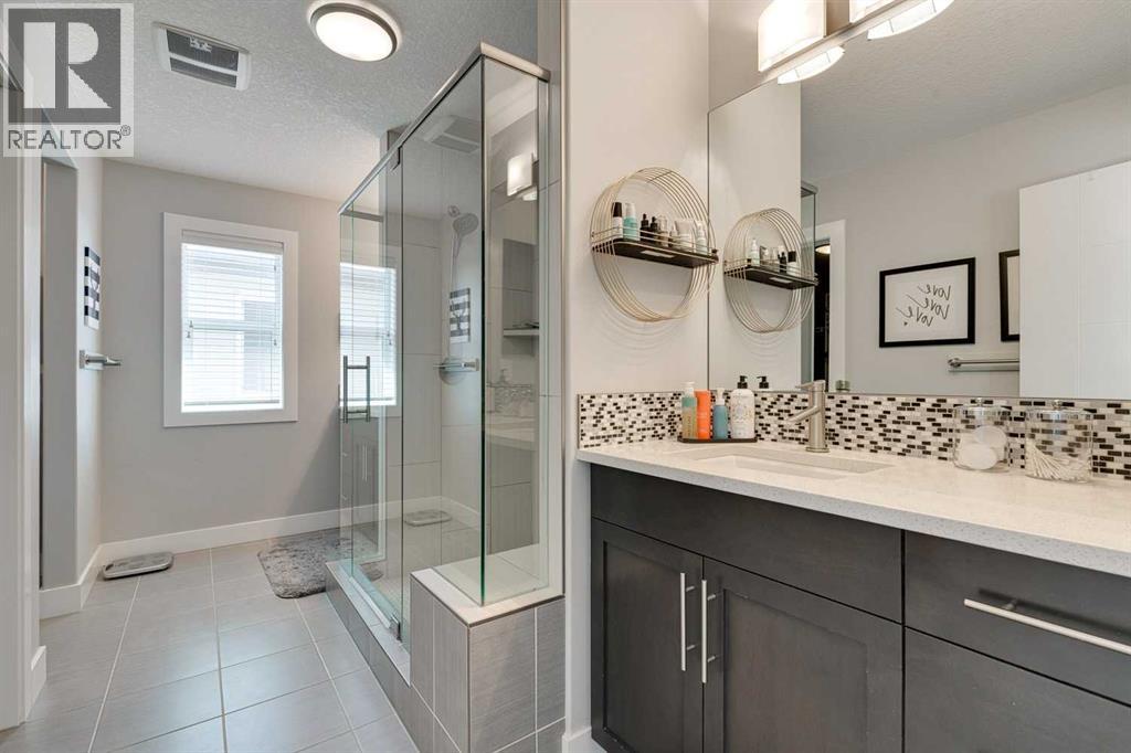 Single Family House for Sale in  Brightoncrest Cove SE New Brighton Calgary 