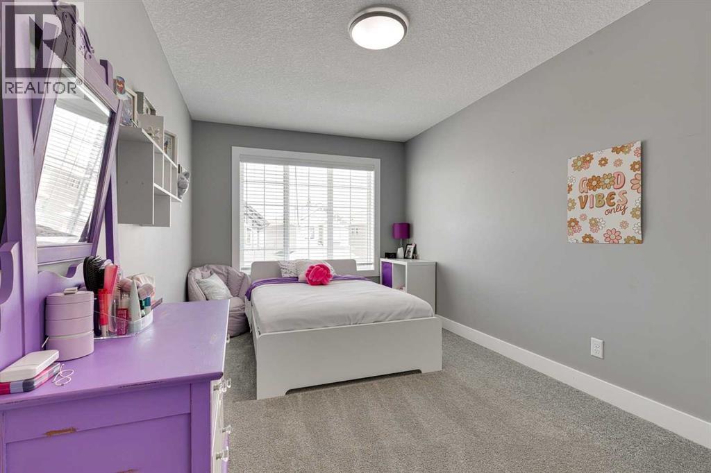 Single Family House for Sale in  Brightoncrest Cove SE New Brighton Calgary 