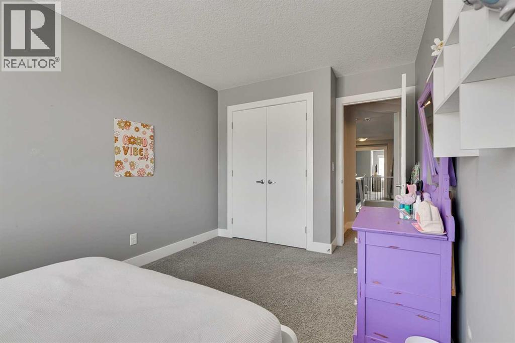 Single Family House for Sale in  Brightoncrest Cove SE New Brighton Calgary 