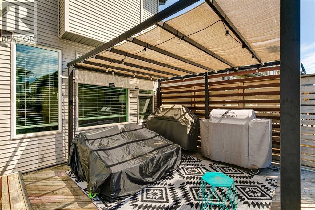 Single Family House for Sale in  Brightoncrest Cove SE New Brighton Calgary 
