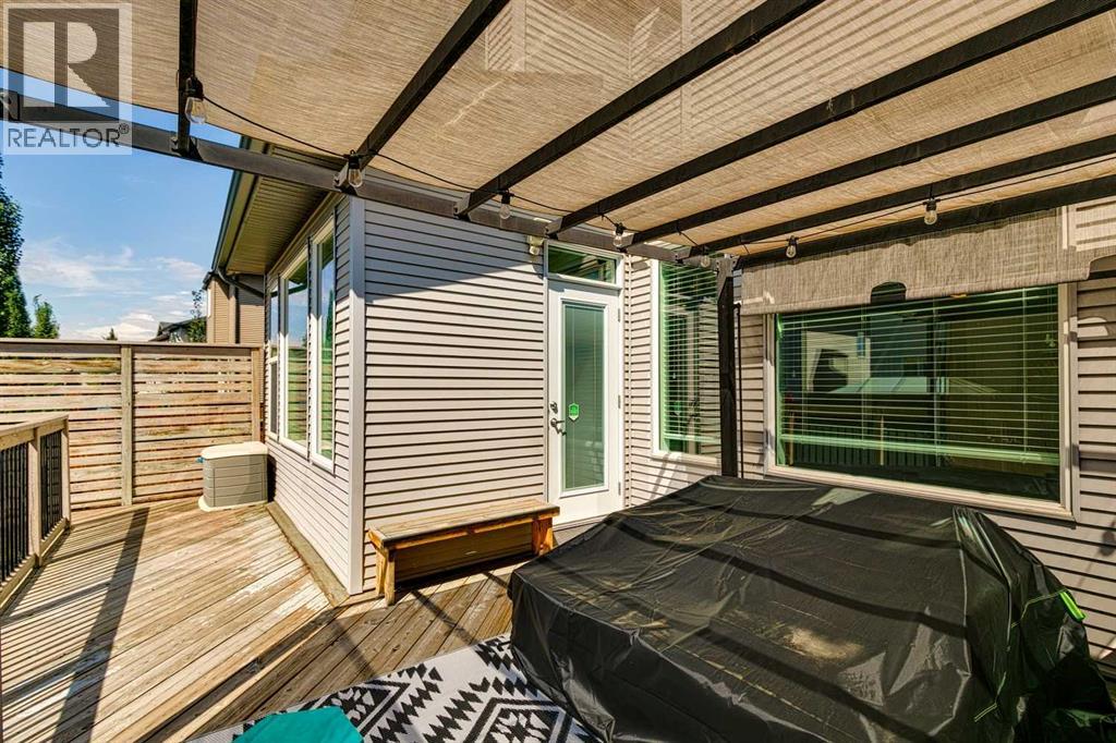 Single Family House for Sale in  Brightoncrest Cove SE New Brighton Calgary 