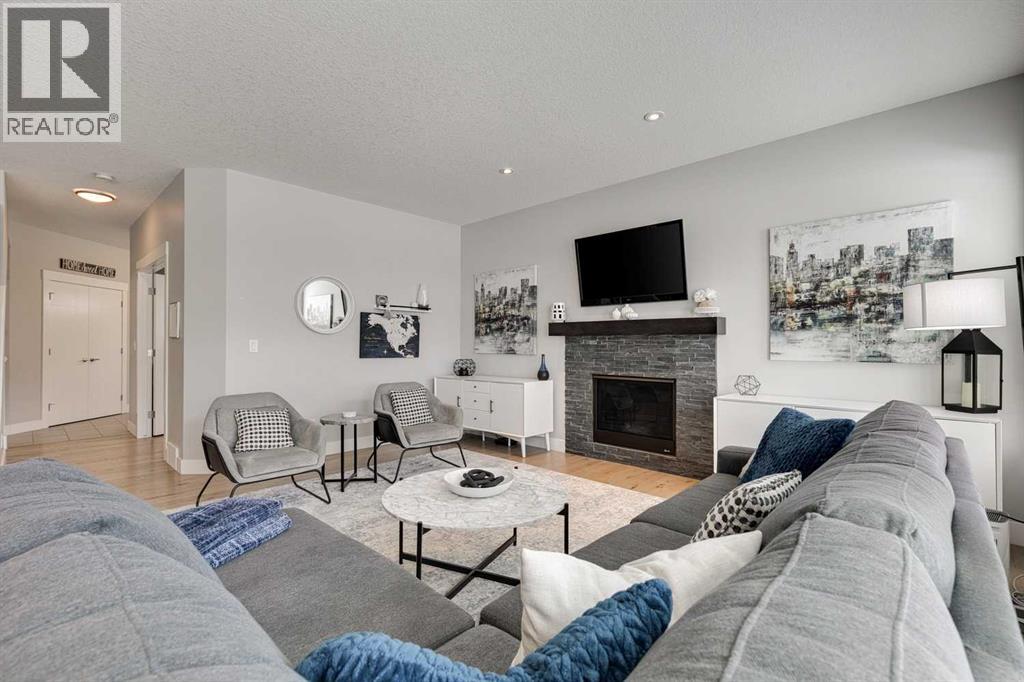 Single Family House for Sale in  Brightoncrest Cove SE New Brighton Calgary 