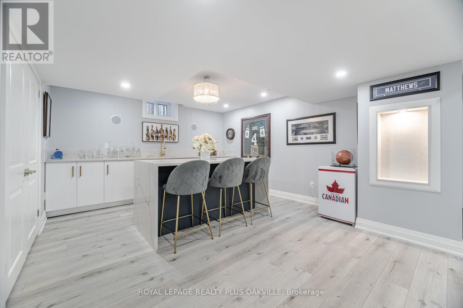 Photo 22 of 64 Sutherland Crescent, Hamilton ON
