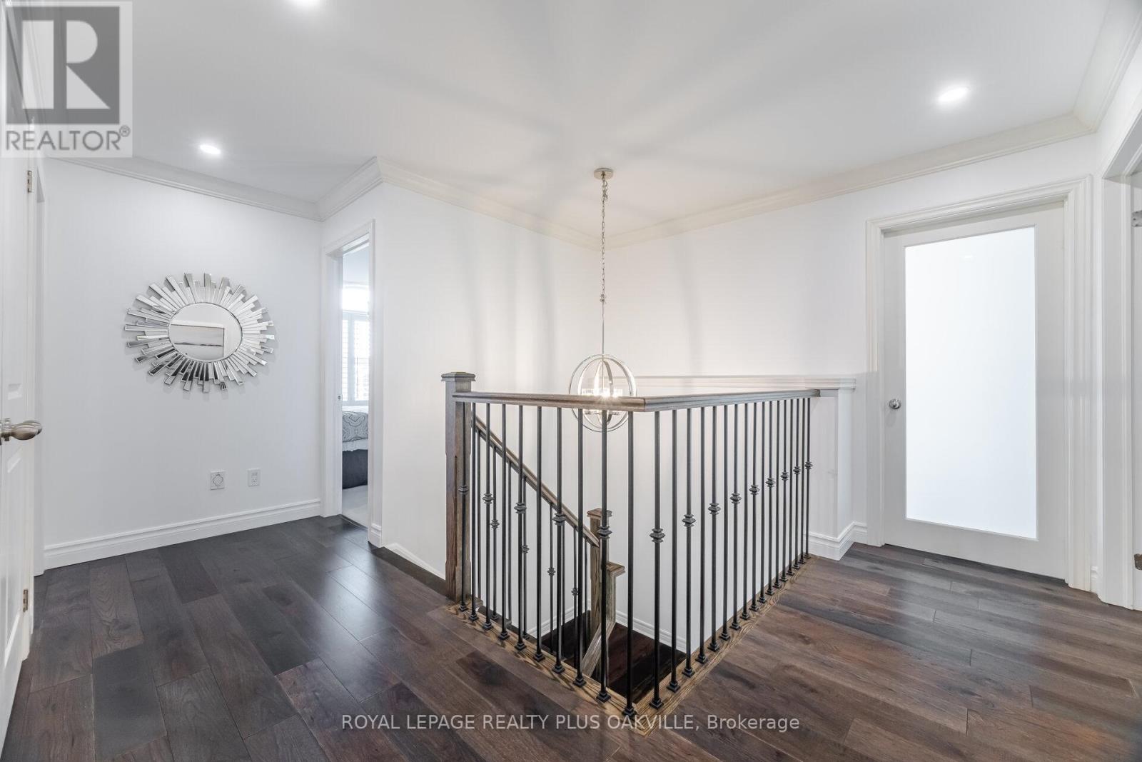 Photo 1 of 64 Sutherland Crescent, Hamilton ON