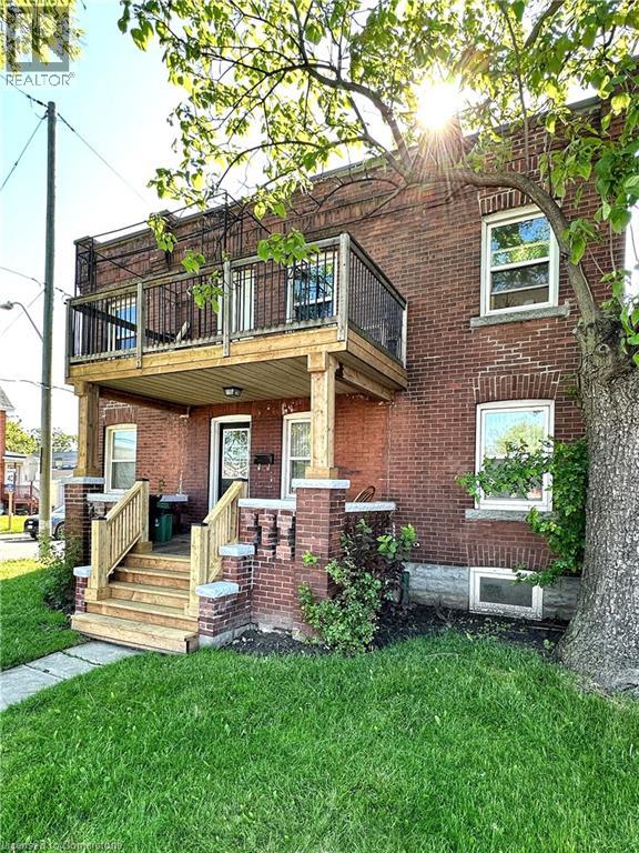 Photo 11 of 140 Gage Avenue N, Hamilton ON