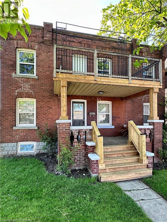 Photo 24 of 140 Gage Avenue N, Hamilton ON