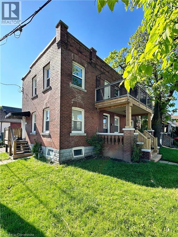 Photo 5 of 140 Gage Avenue N, Hamilton ON