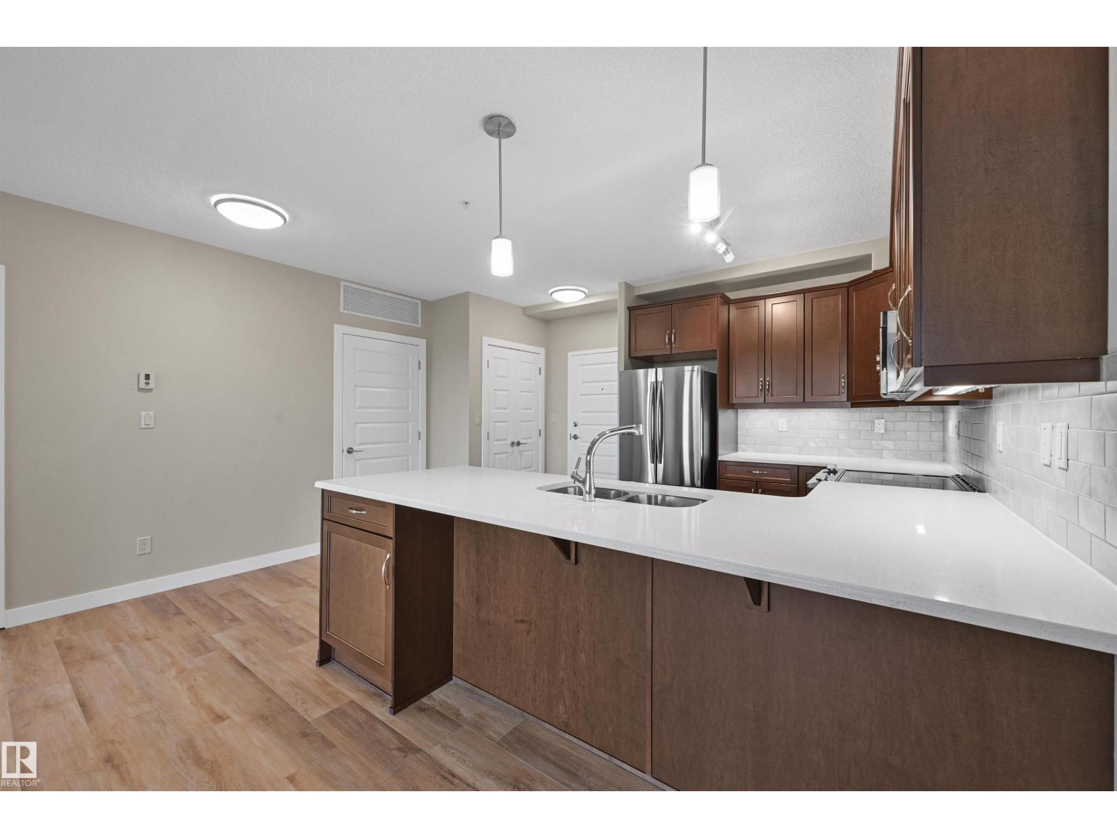 Photo 10 of 408 2755 109 St Nw, Edmonton AB