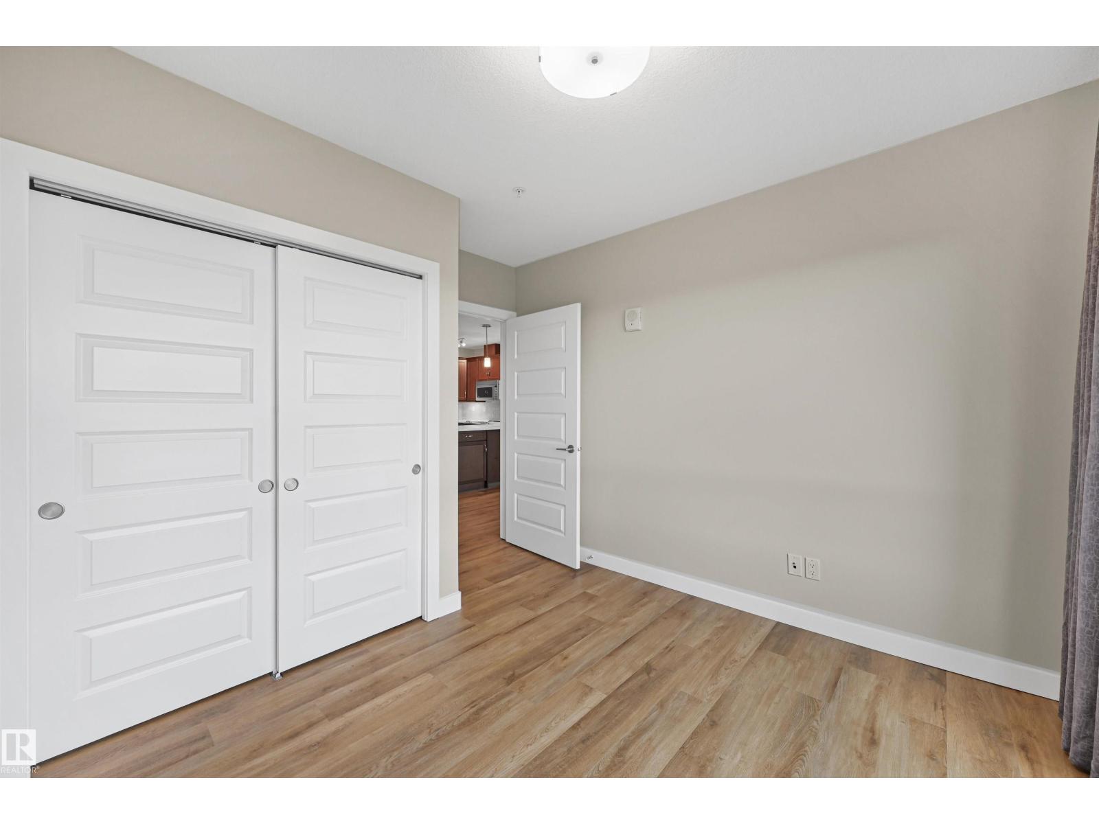 Photo 18 of 408 2755 109 St Nw, Edmonton AB