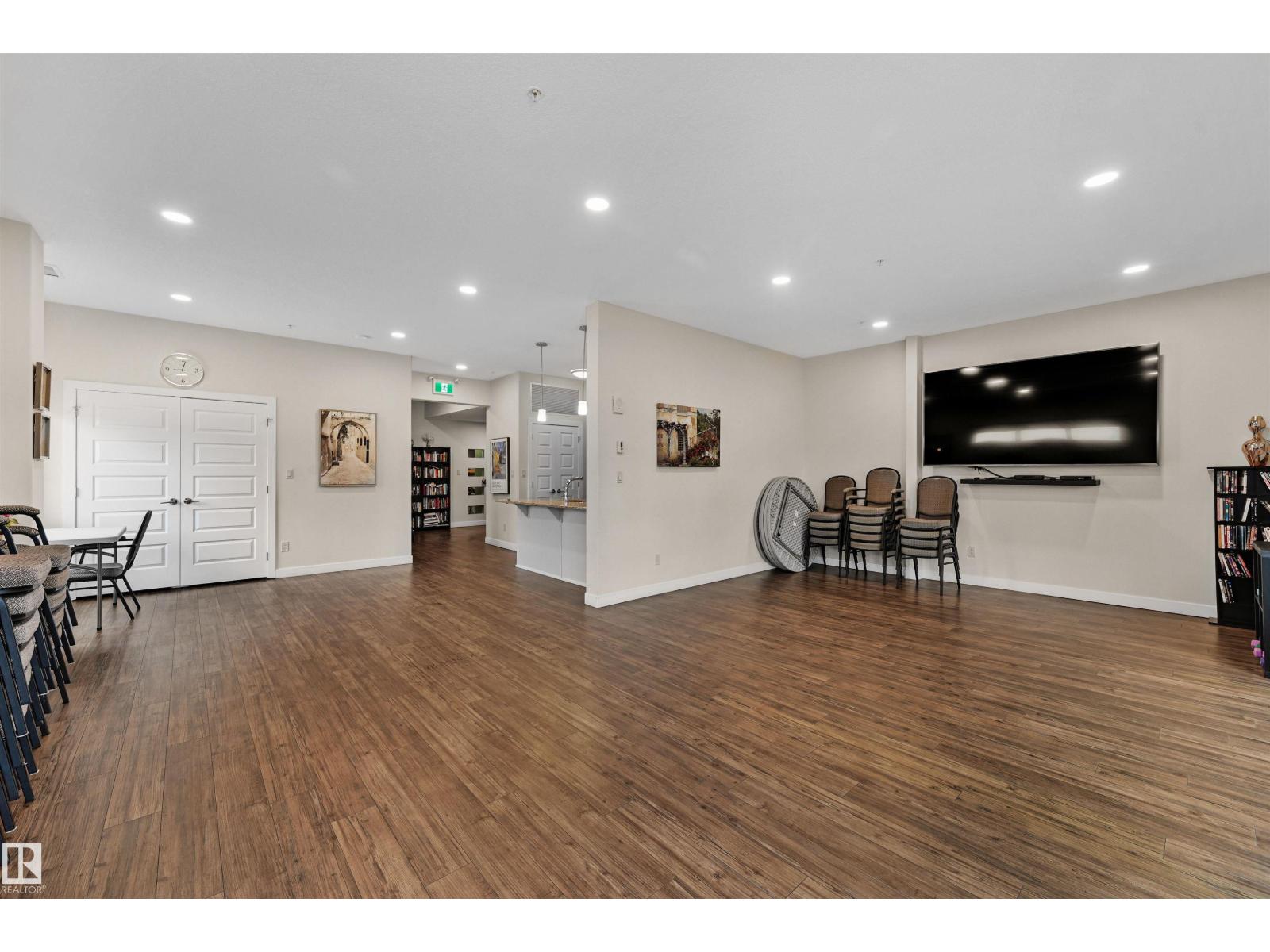 Photo 32 of 408 2755 109 St Nw, Edmonton AB