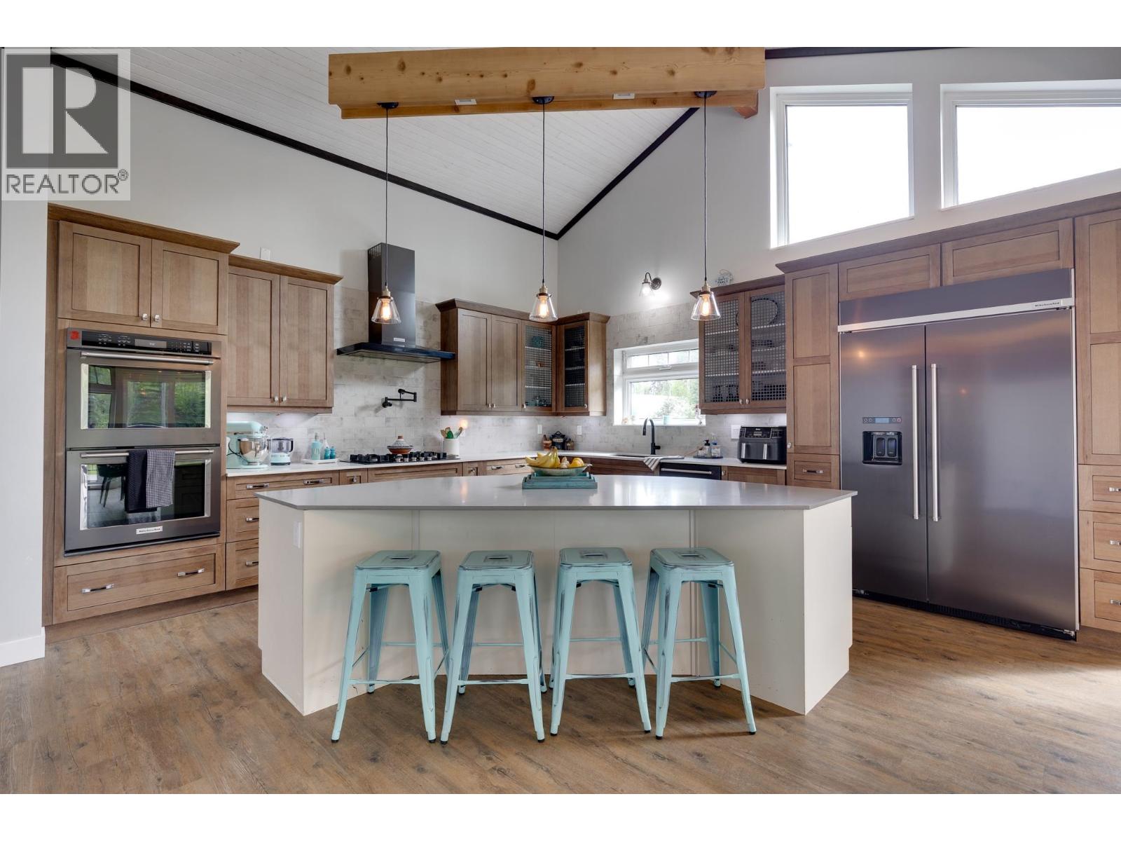 Photo 7 of 4270 Vista Road, Prince George BC