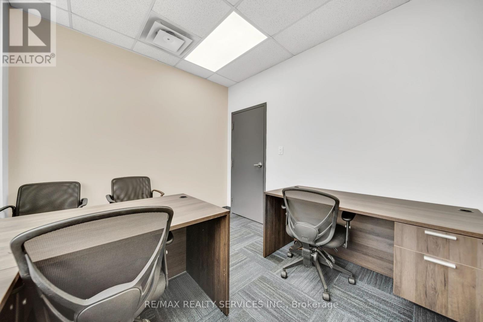 Photo 23 of 215 6660 Kennedy Road, Mississauga ON