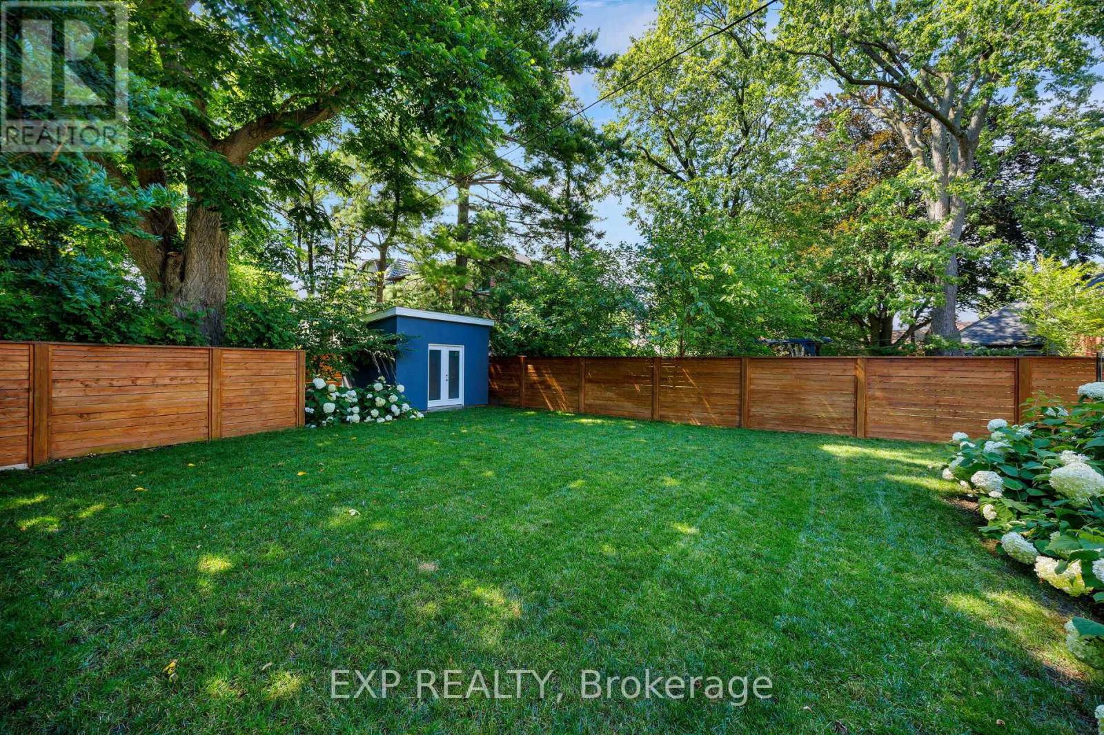 Photo 25 of 870 Royal York Road, Toronto ON