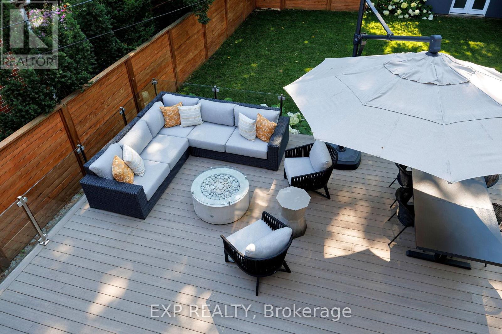 Photo 27 of 870 Royal York Road, Toronto ON