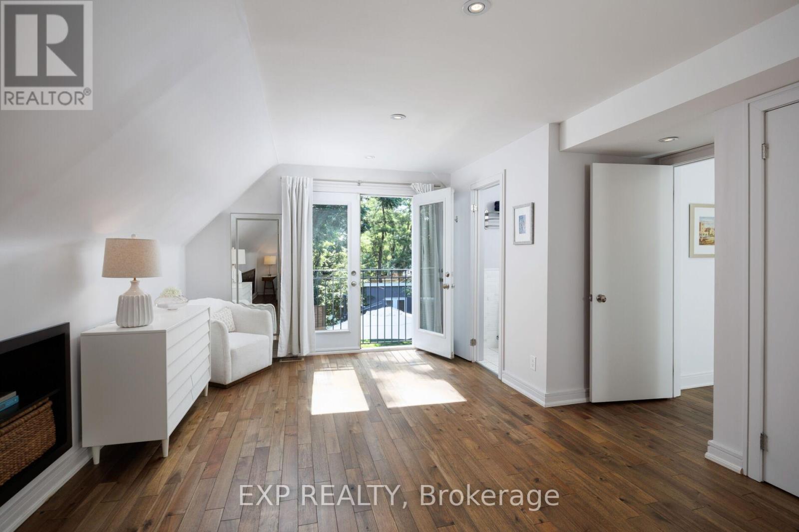Photo 28 of 870 Royal York Road, Toronto ON